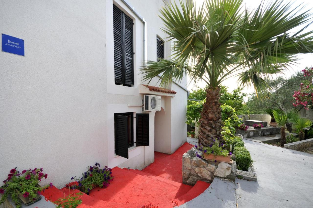 Apartments With A Parking Space Okrug Donji, Ciovo - 13732 Donji Okrug  Екстериор снимка