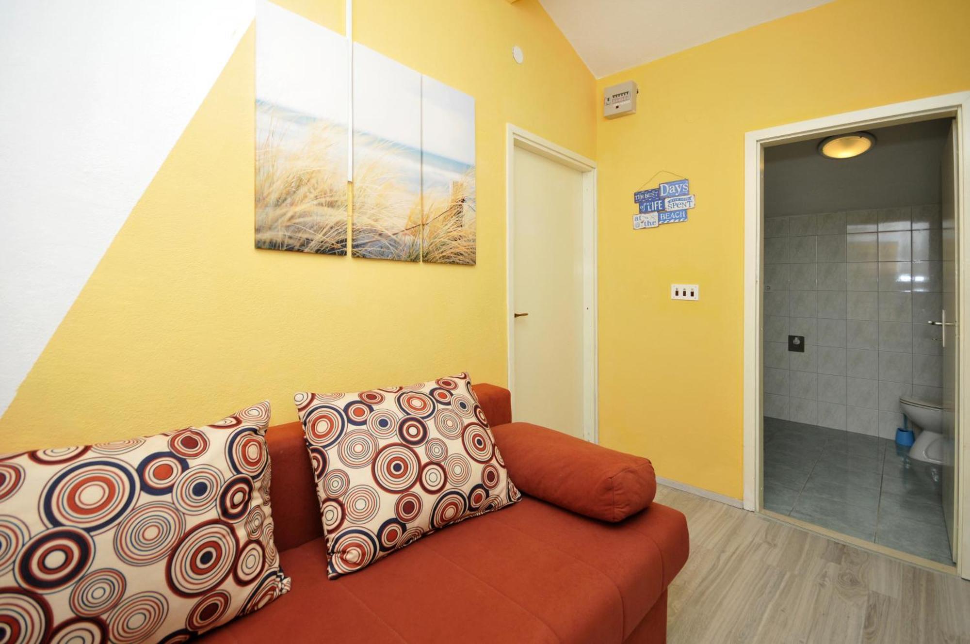 Apartments With A Parking Space Okrug Donji, Ciovo - 13732 Donji Okrug  Стая снимка