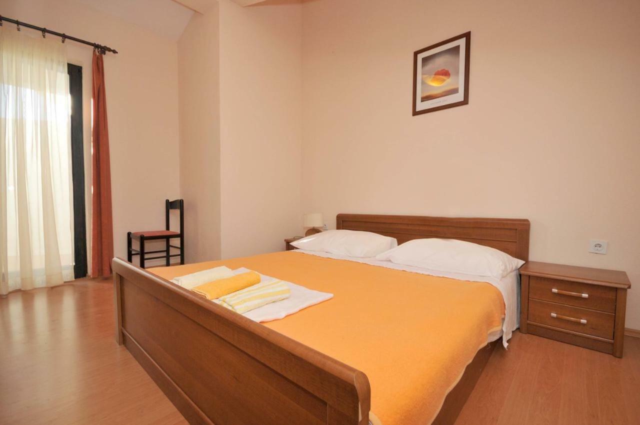 Apartments With A Parking Space Okrug Donji, Ciovo - 13732 Donji Okrug  Екстериор снимка